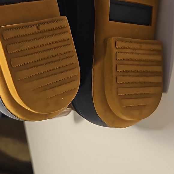 Women's Tommy Hilfiger Roberta Duck Boots. - Picture 9 of 10